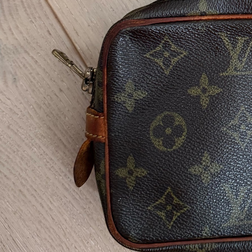 Louis Vuitton Monogram Pochette Marly Bandoulière Crossbody Bag - Picture 2 of 2